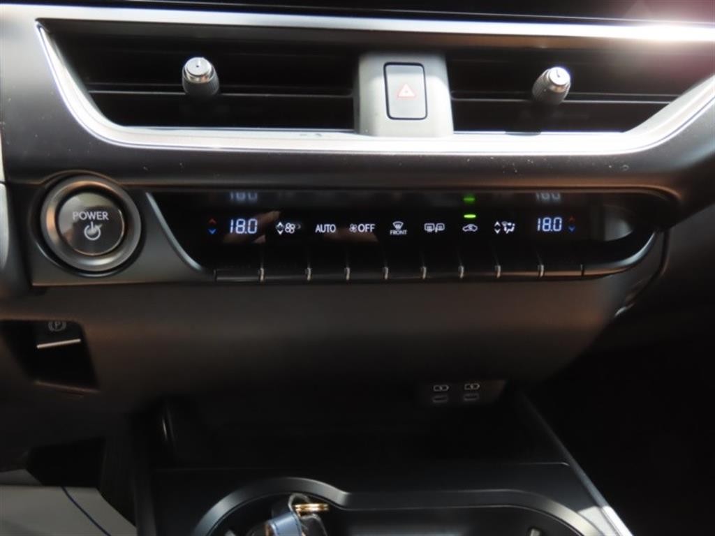 렉서스 UX UX 250h 2.0 2WD 이미지 7