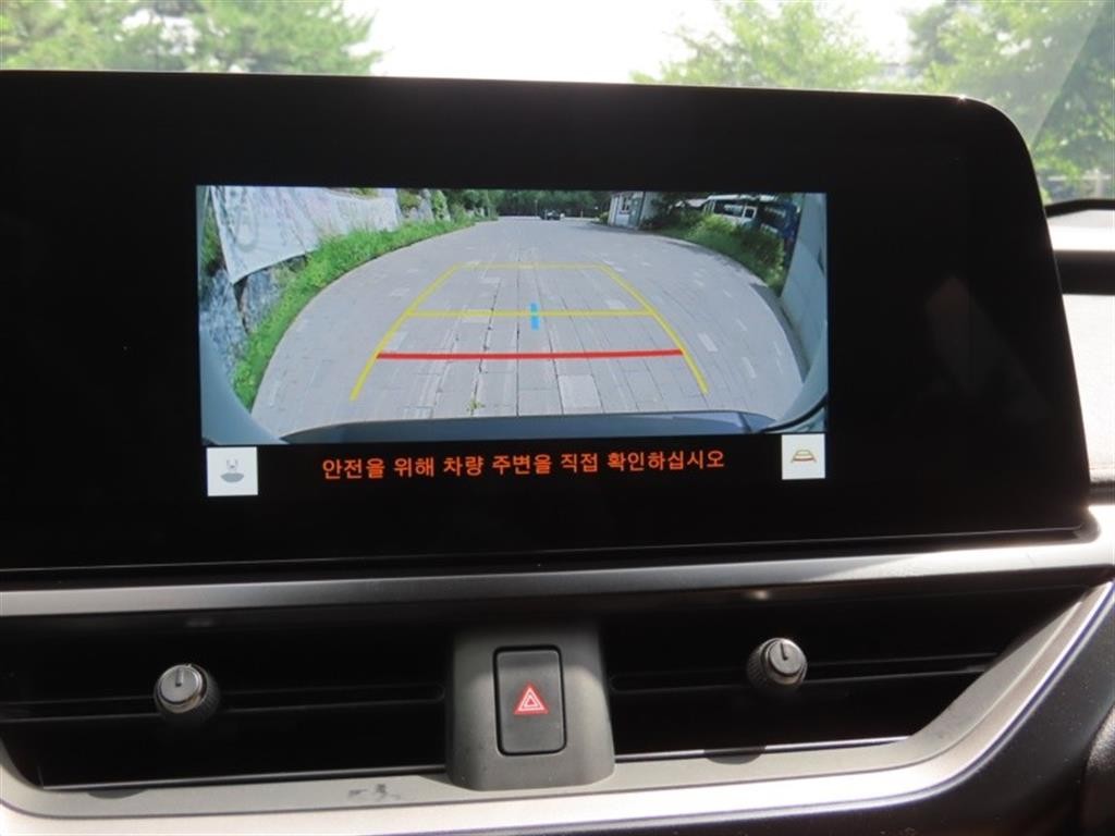 렉서스 UX UX 250h 2.0 2WD 이미지 9