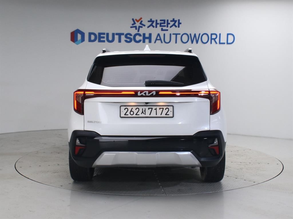 기아 셀토스 더 뉴 셀토스 가솔린 2.0 2WD 시그니처 이미지 4