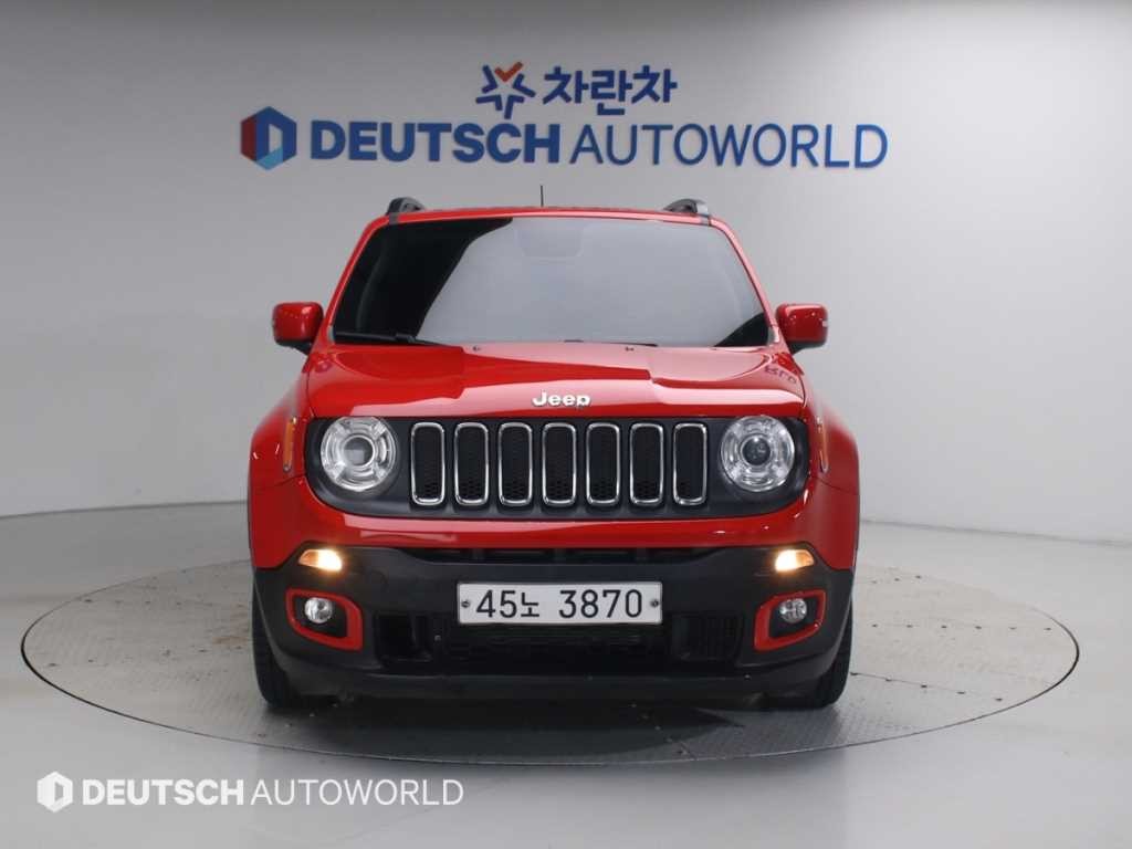 지프 레니게이드 2.4 론지튜드 하이 이미지 3