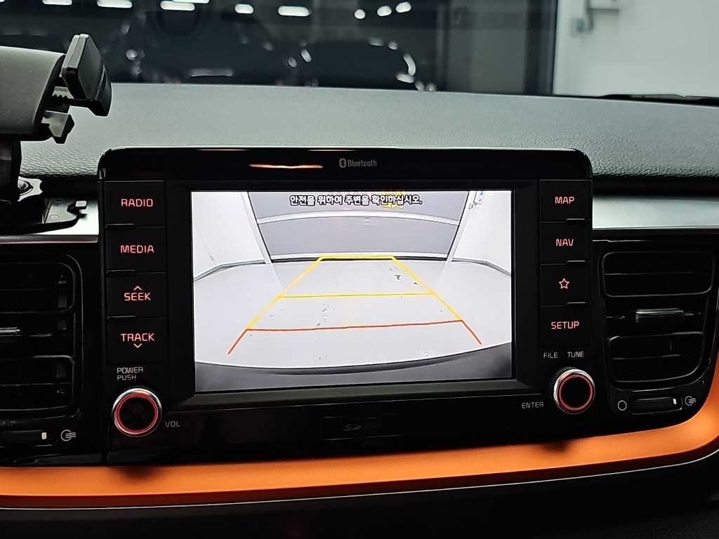 기아 스토닉 디젤 1.6 프레스티지 이미지 14