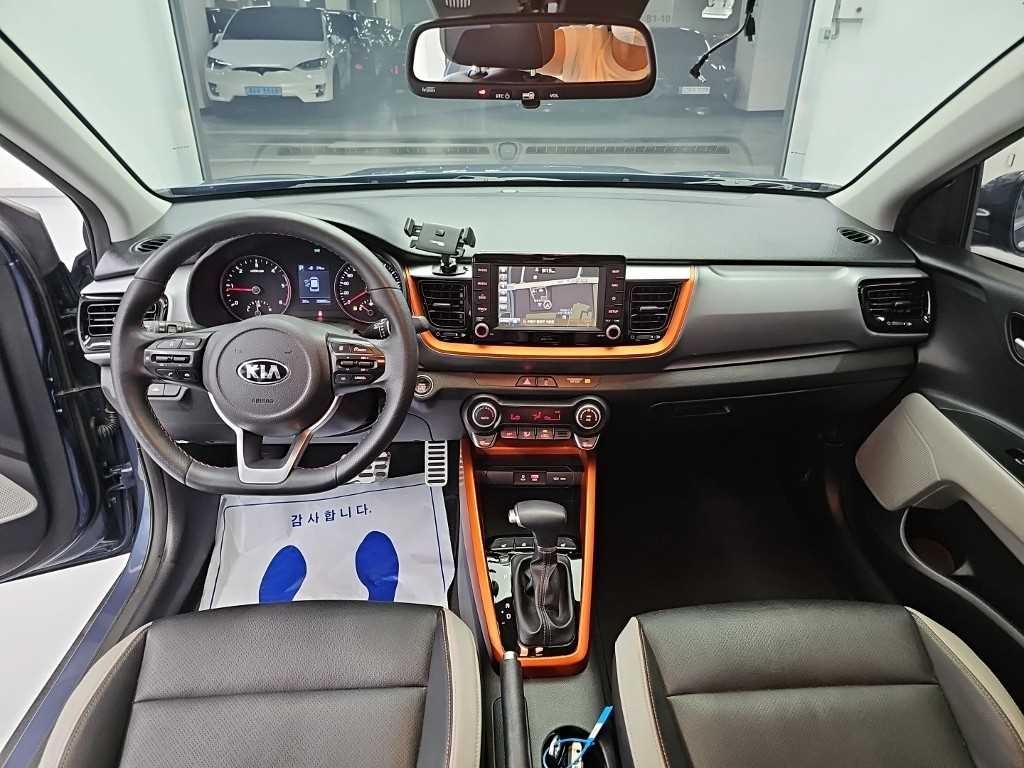 기아 스토닉 디젤 1.6 프레스티지 이미지 7