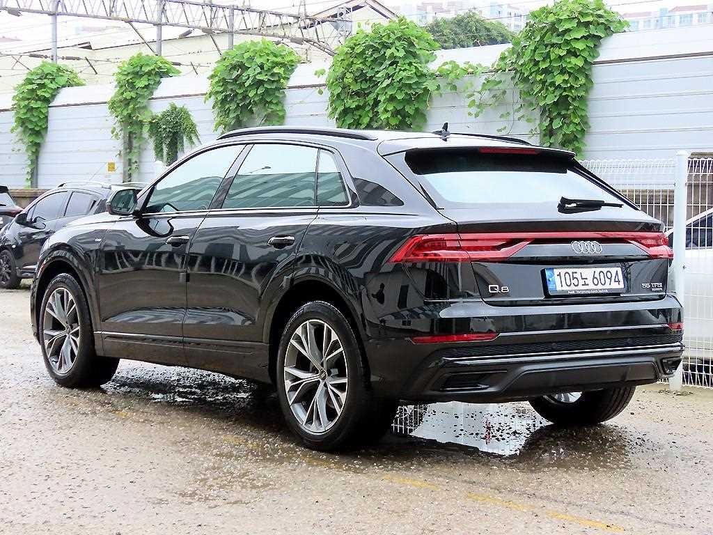 아우디 Q8 55 TFSI 콰트로 프리미엄 이미지 3