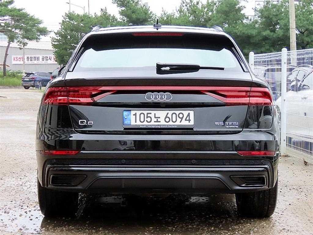 아우디 Q8 55 TFSI 콰트로 프리미엄 이미지 4
