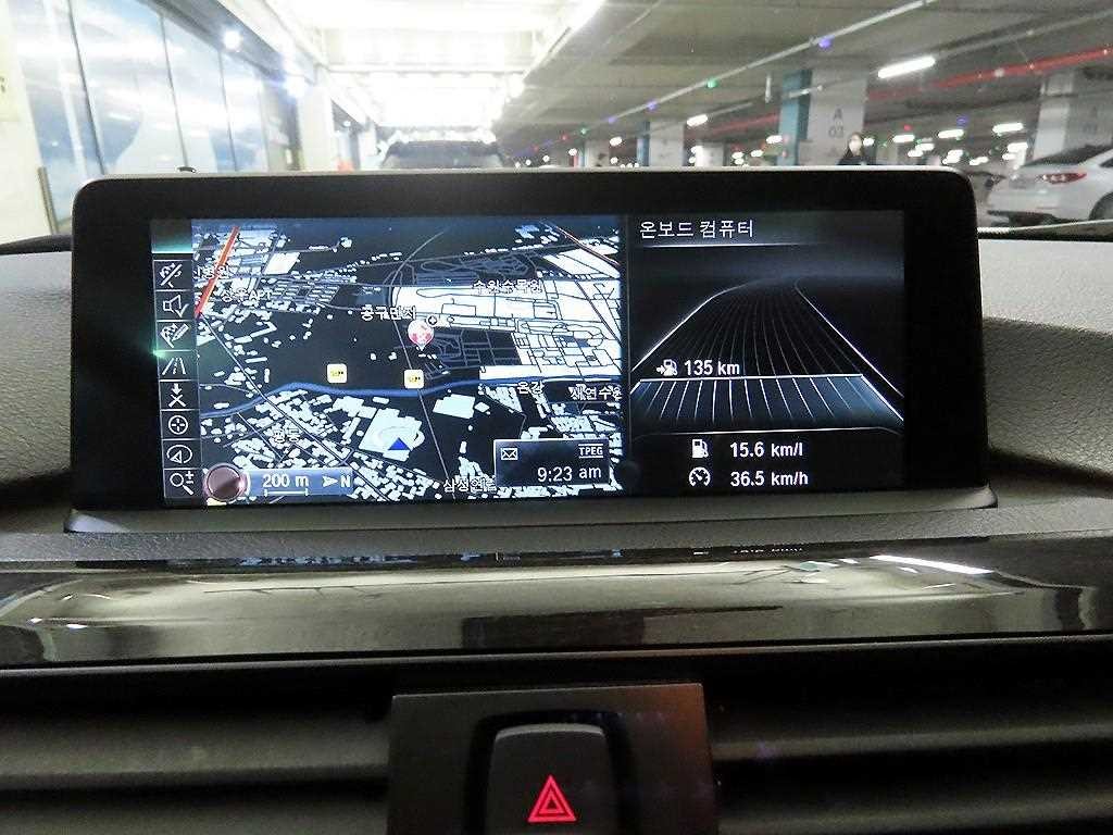 BMW 3시리즈 3시리즈 (F30) 320d 이미지 14