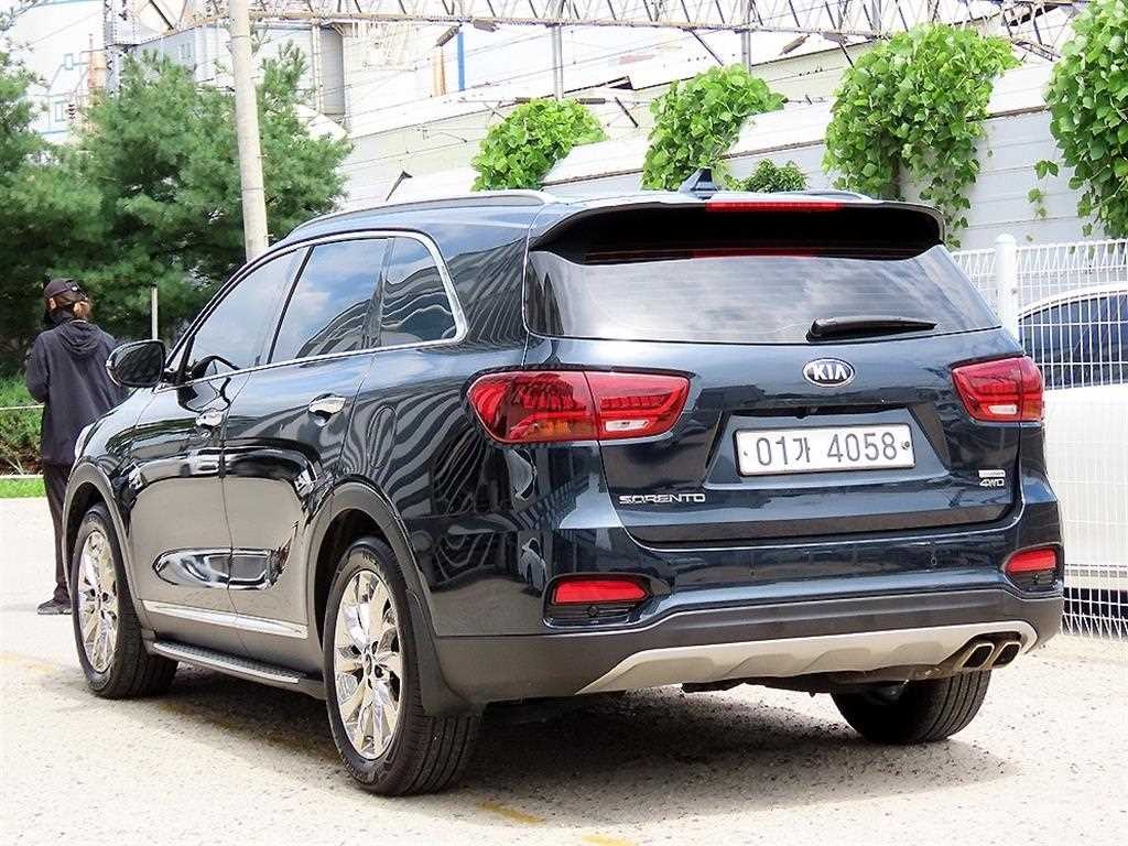 기아 쏘렌토 더 뉴 쏘렌토 디젤 2.2 4WD 노블레스 스페셜 이미지 3