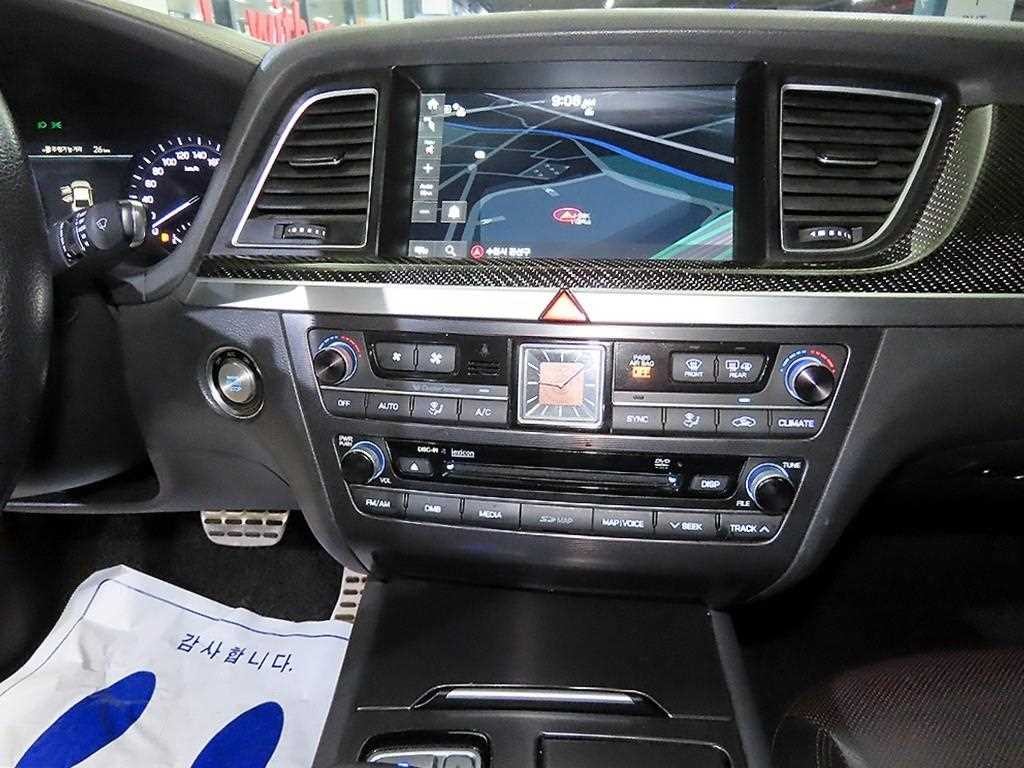 제네시스 G80 3.3 T AWD 스포츠 이미지 11