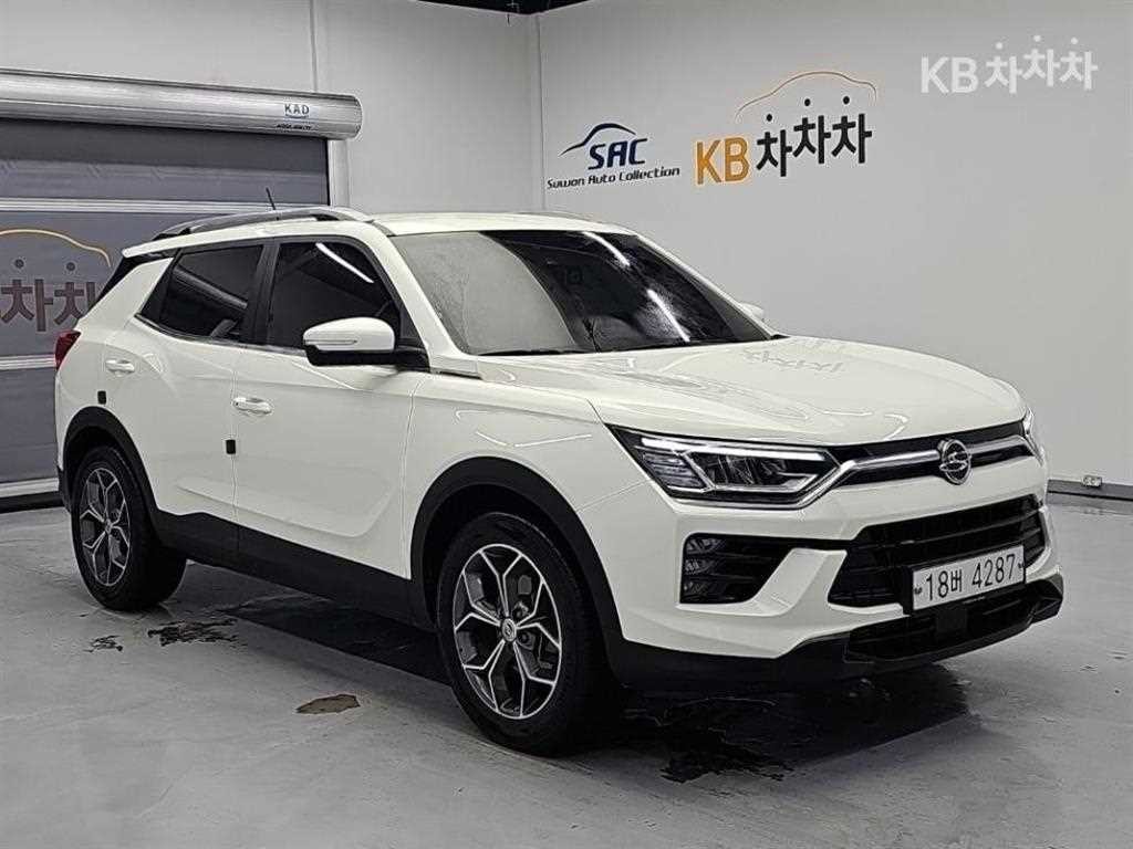 KG모빌리티(쌍용) 코란도 뷰티풀코란도 2WD 디젤 1.6 딜라이트 플러스 이미지 3