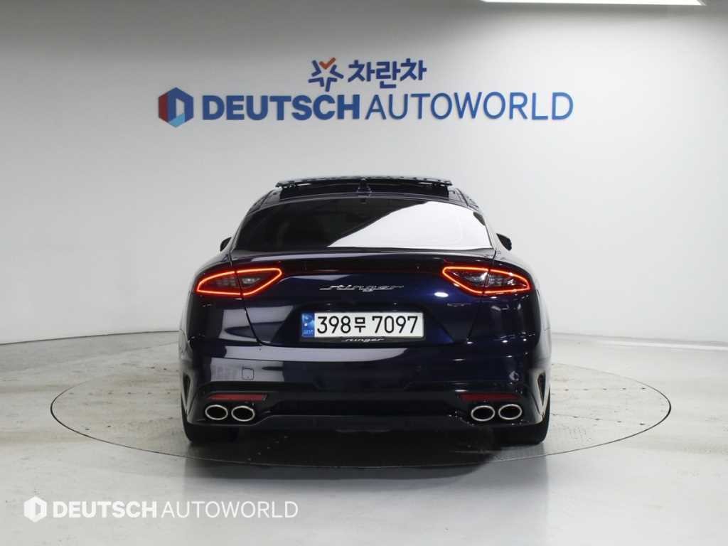 기아 스팅어 가솔린 2.0 터보 2WD 플래티넘 이미지 4