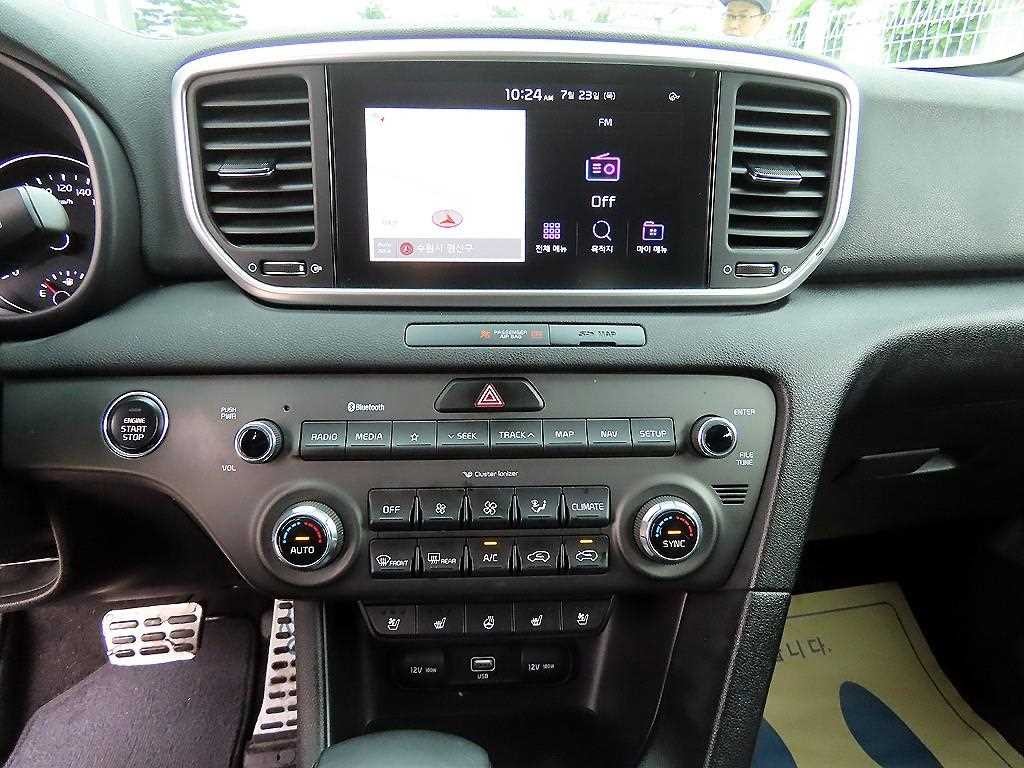 기아 스포티지 스포티지 더 볼드 1.6 디젤 2WD 프레스티지 이미지 12