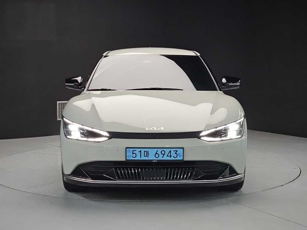 기아 EV6 롱레인지 어스 이미지 2