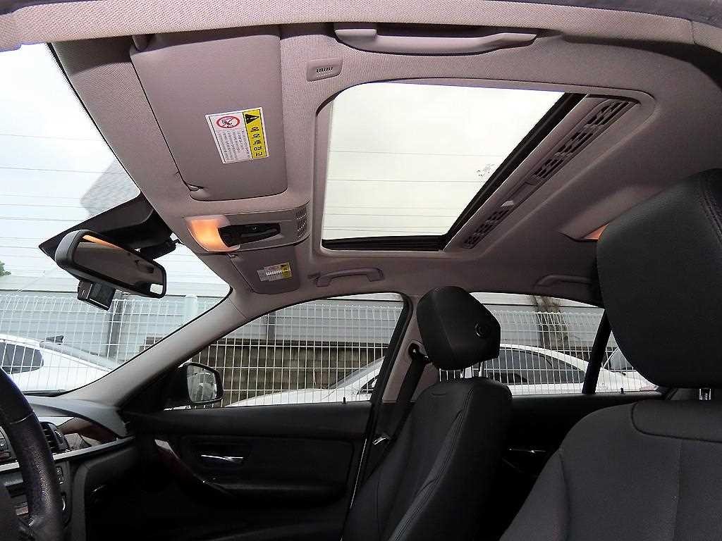 BMW 3시리즈 3시리즈 (F30) 320d 이미지 18