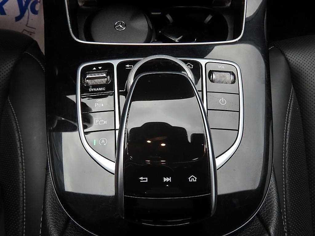 벤츠 E 클래스 E-클래스 W213 E300 4MATIC 익스클루시브 이미지 15