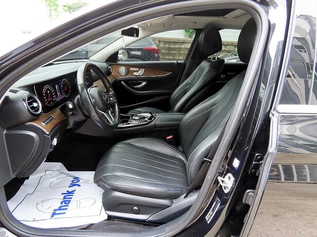 벤츠 E 클래스 E-클래스 W213 E300 4MATIC 익스클루시브 이미지 6