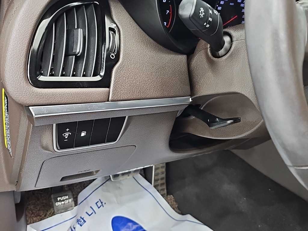기아 스팅어 가솔린 2.0 터보 AWD 프라임 이미지 16