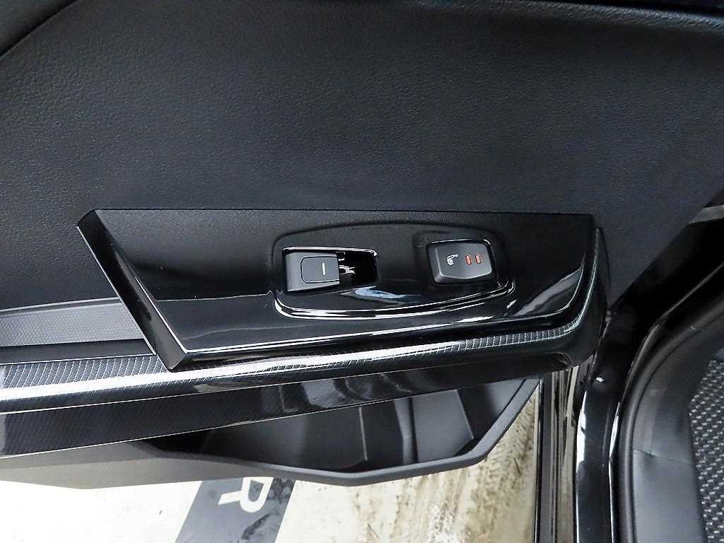 KG모빌리티(쌍용) 액티언 액티언 하이브리드(J120) S8 2WD 이미지 12