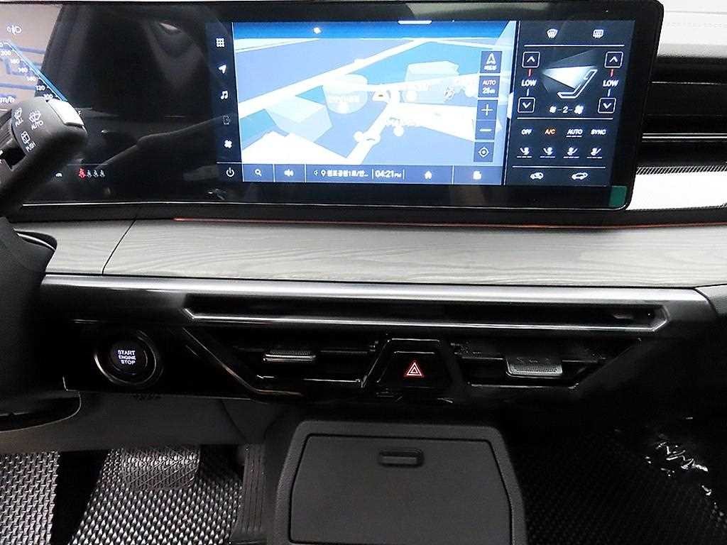 KG모빌리티(쌍용) 액티언 액티언 하이브리드(J120) S8 2WD 이미지 13