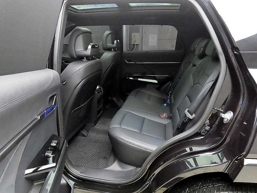 KG모빌리티(쌍용) 액티언 액티언 하이브리드(J120) S8 2WD 이미지 6
