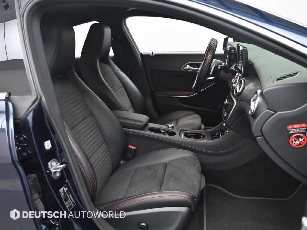 벤츠 CLA 클래스 CLA클래스 CLA 220 AMG LINE 이미지 10