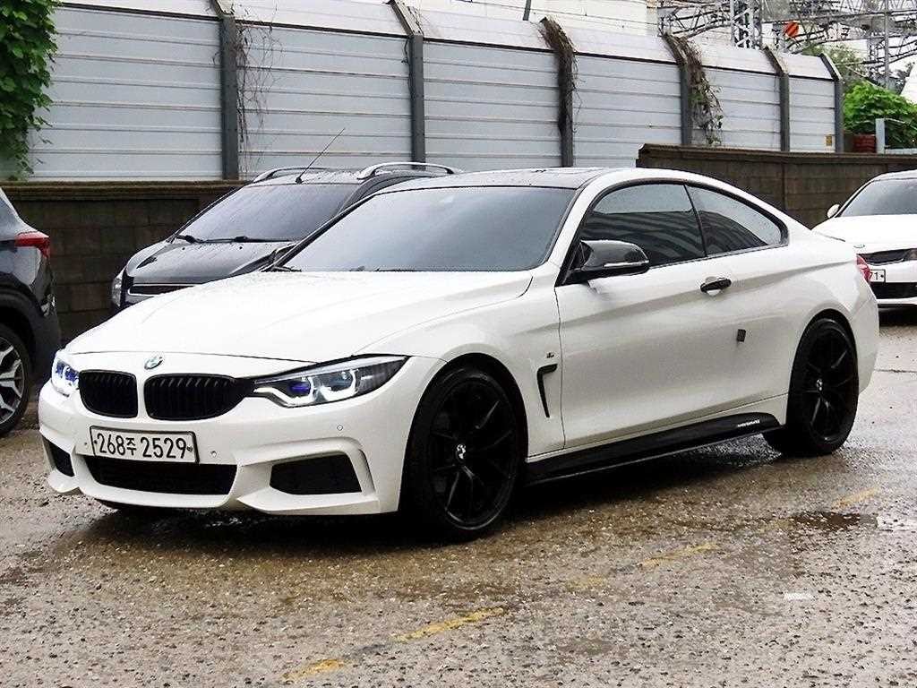 BMW 4시리즈 4시리즈 (F32) 420i 쿠페 M 스포츠 이미지 2