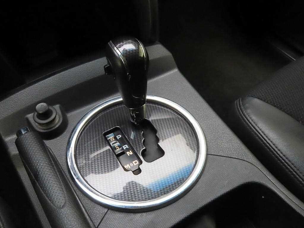 KG모빌리티(쌍용) 코란도 코란도스포츠 디젤 4WD CX7 패션 이미지 12