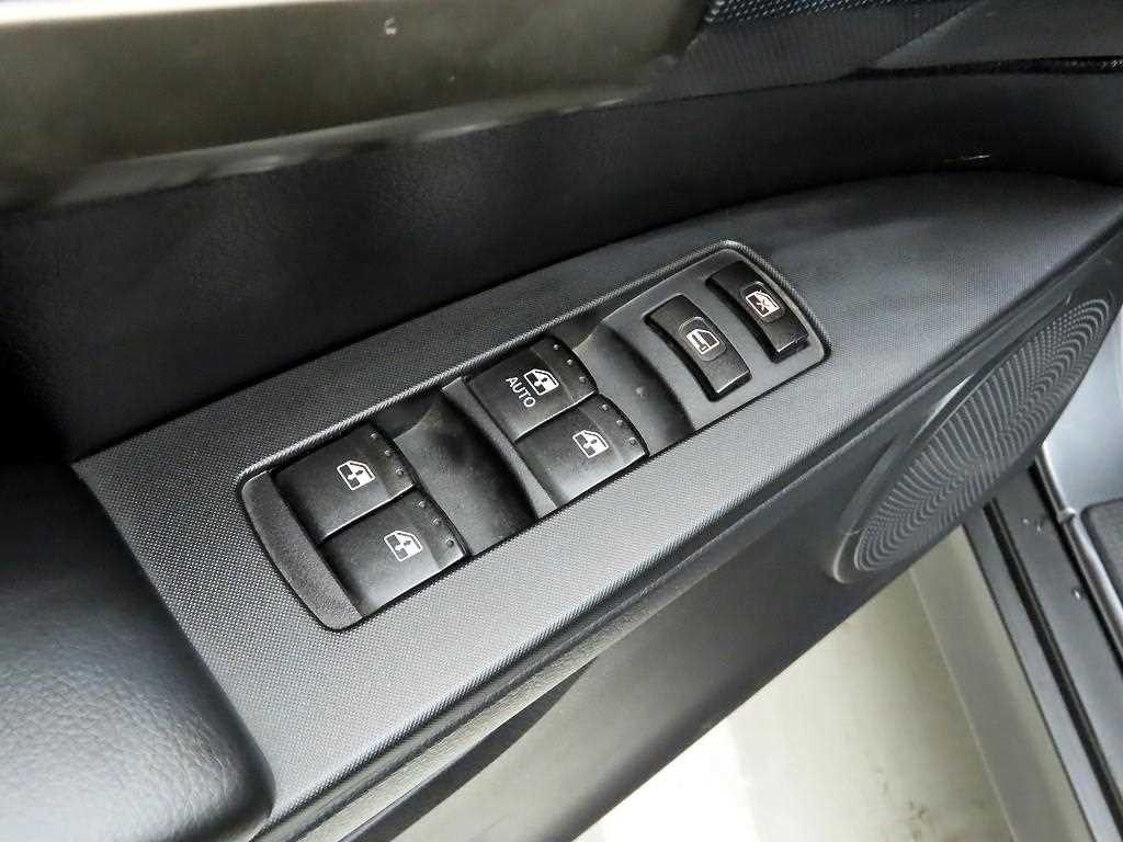KG모빌리티(쌍용) 코란도 코란도스포츠 디젤 4WD CX7 패션 이미지 13