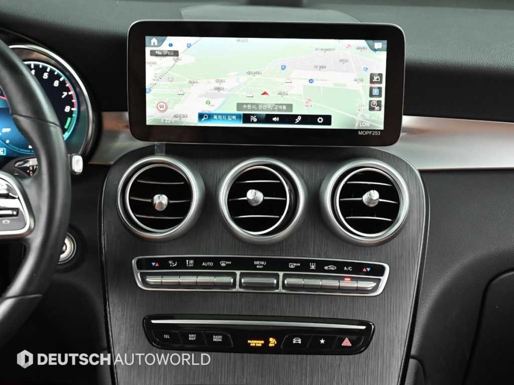 벤츠 GLC 클래스 GLC클래스 X253 GLC 300 e 4MATIC 쿠페 이미지 14