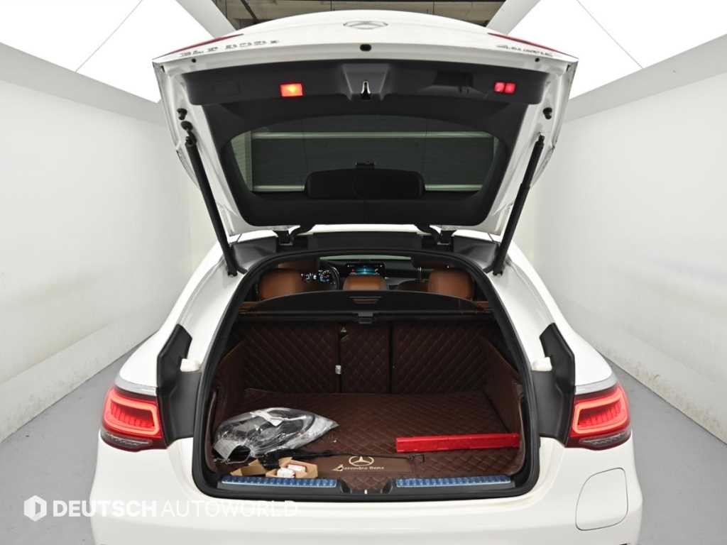 벤츠 GLC 클래스 GLC클래스 X253 GLC 300 e 4MATIC 쿠페 이미지 19