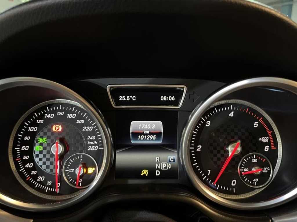 벤츠 GLE 클래스 GLE 클래스 W166 GLE 350 d 4MATIC 프리미엄 이미지 18