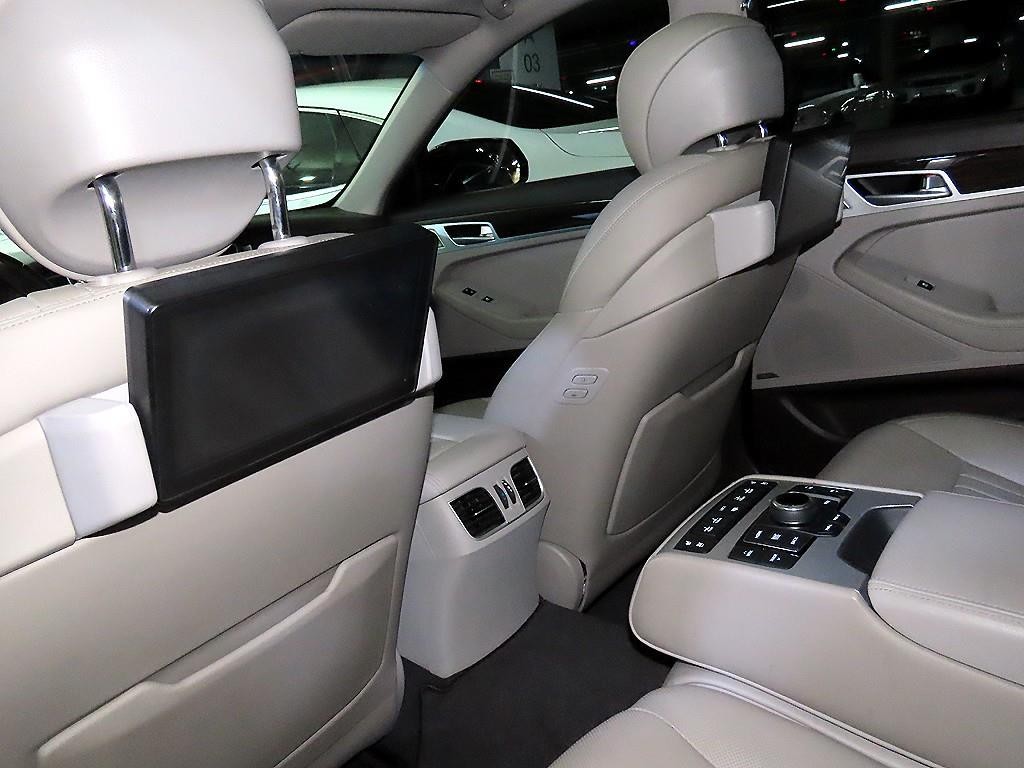 제네시스 G80 3.3 GDI AWD 프리미엄 럭셔리 이미지 15