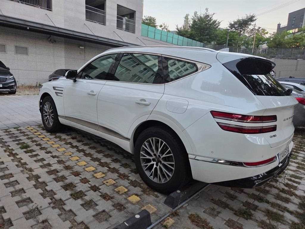 제네시스 GV80 가솔린 2.5T AWD 이미지 2