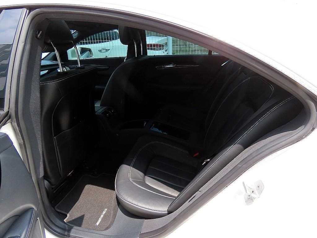 벤츠 CLS 클래스 CLS클래스 W218 CLS 250 d 4MATIC AMG Line 이미지 6