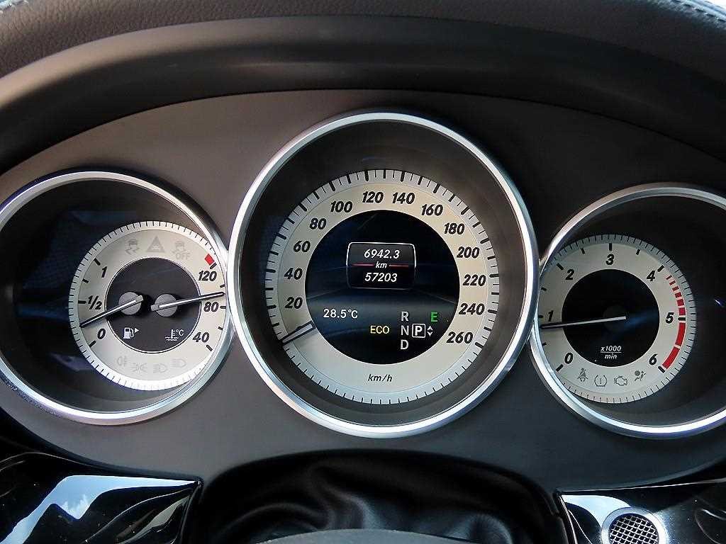 벤츠 CLS 클래스 CLS클래스 W218 CLS 250 d 4MATIC AMG Line 이미지 9