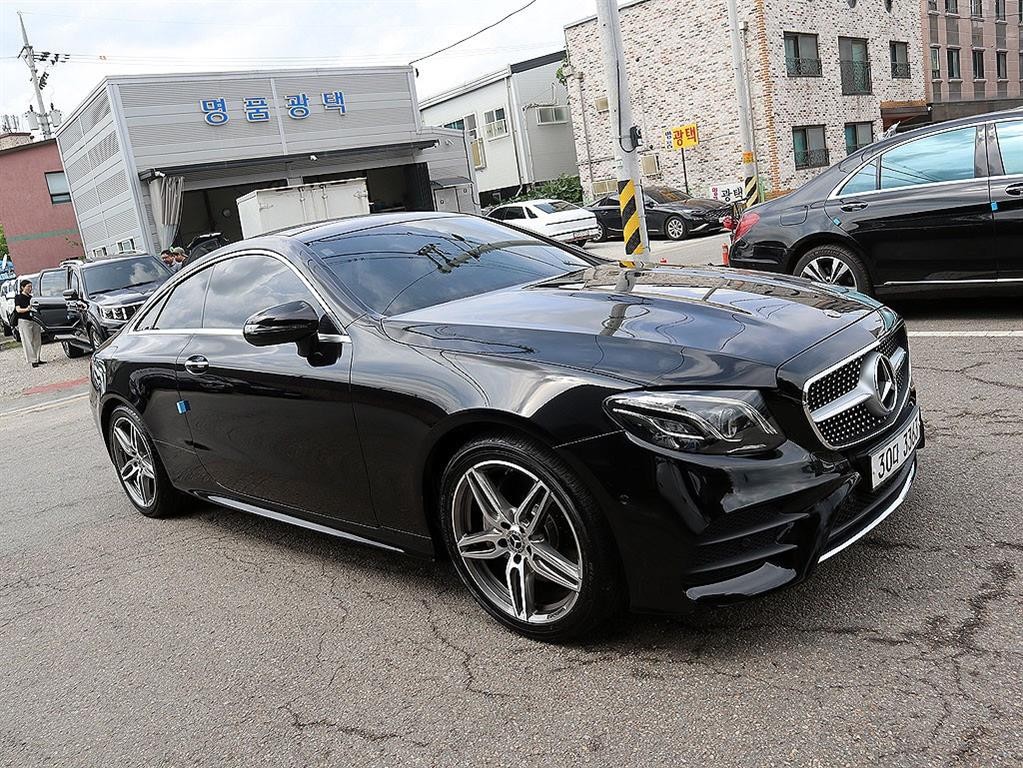 벤츠 E 클래스 E-클래스 W213 E220d 쿠페 이미지 20