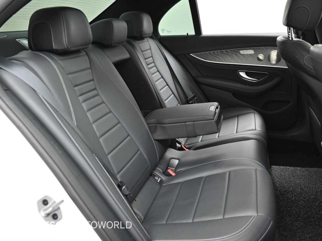 벤츠 E 클래스 E-클래스 W213 E350 4MATIC AMG LINE 이미지 12