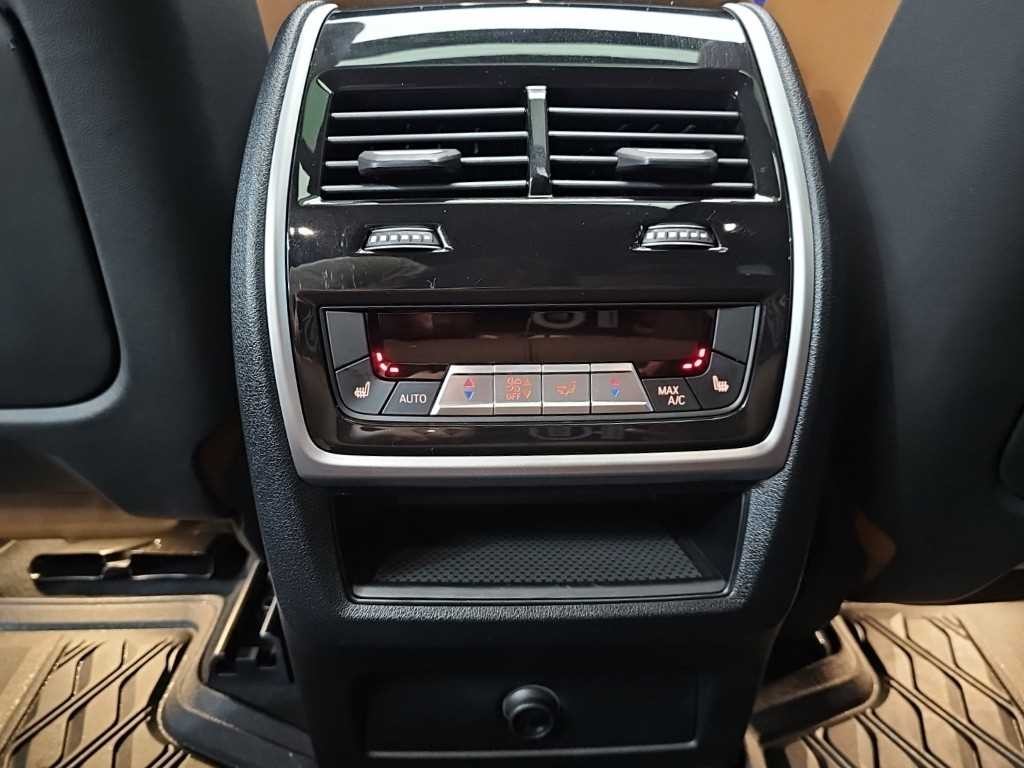 BMW X5M X5M (F95) 4.4 컴페티션 이미지 13
