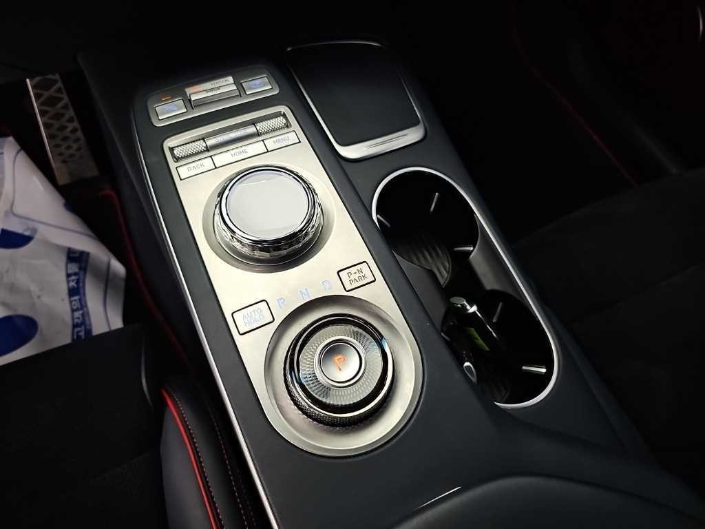 제네시스 GV70 3.5T 가솔린 AWD 스포츠 이미지 8