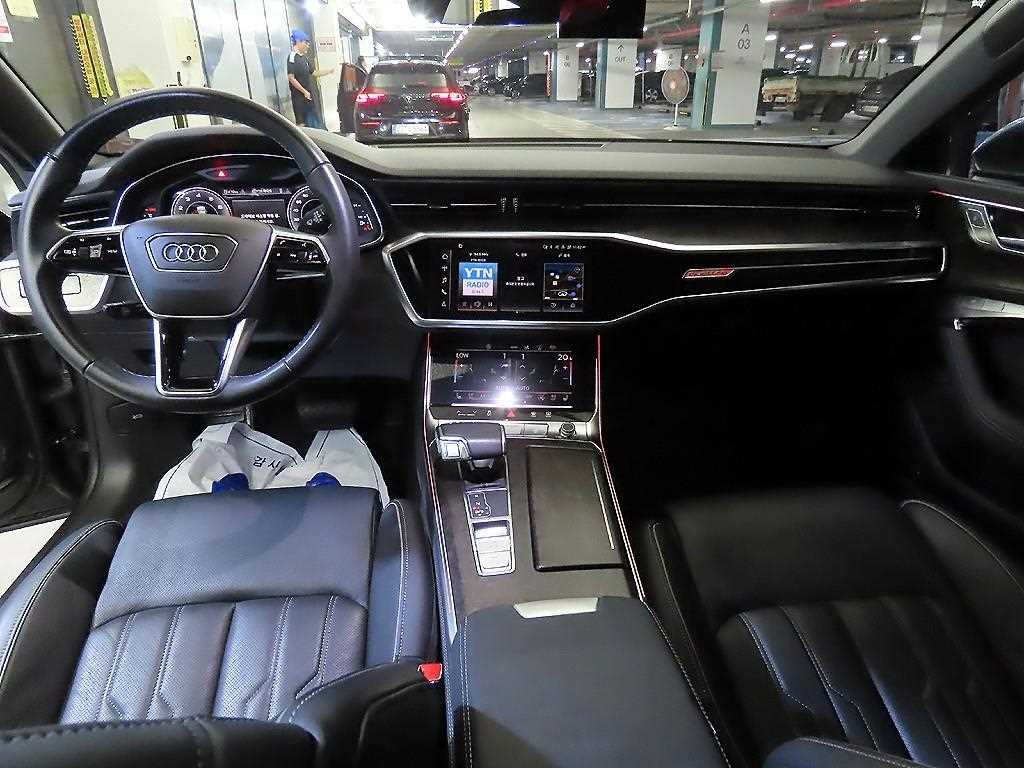 아우디 A7 A7 (4K) 55 TFSI 콰트로 프리미엄 이미지 10