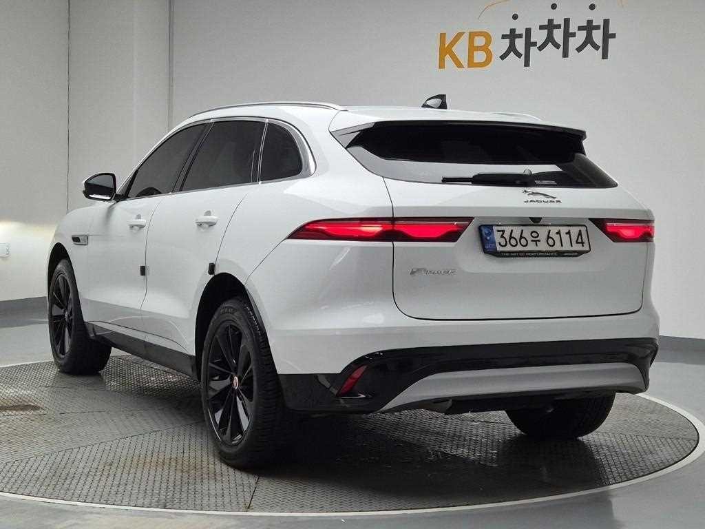 재규어 F-PACE P 250 SE 이미지 2