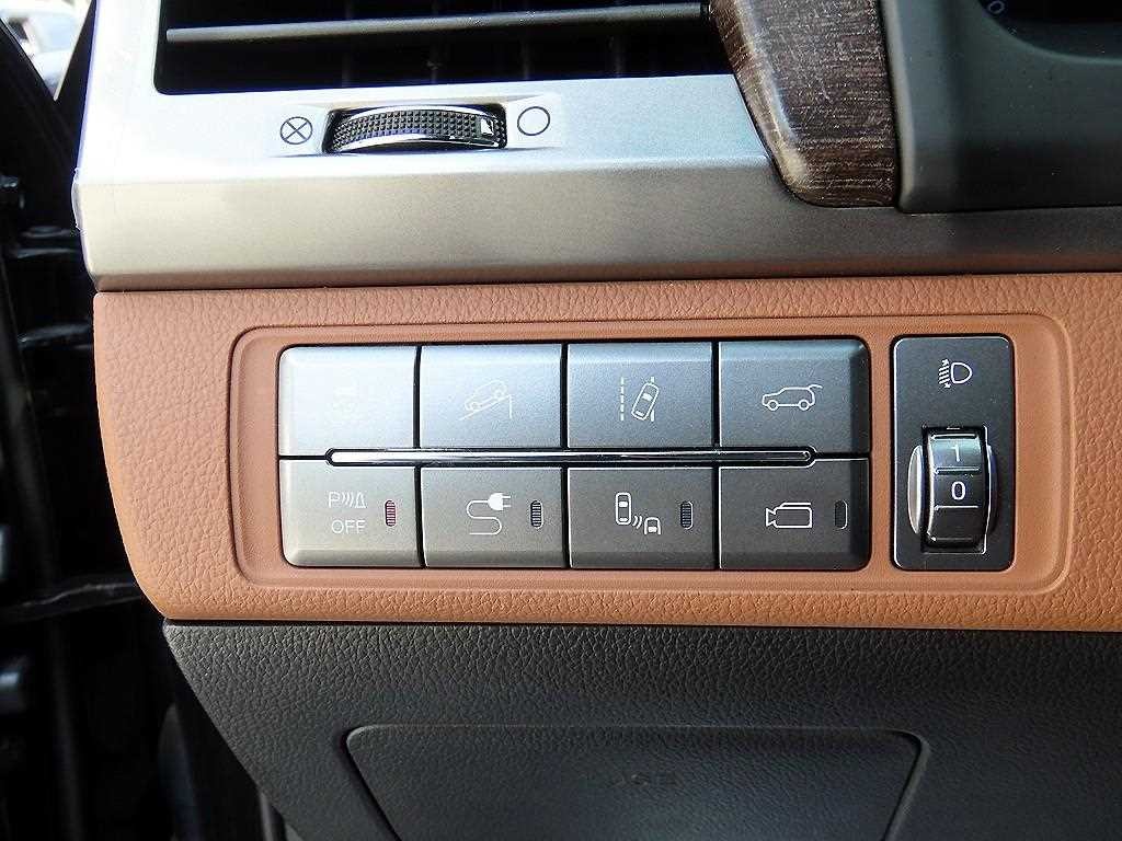 KG모빌리티(쌍용) 렉스턴 G4렉스턴 디젤 2.2 4WD 헤리티지 이미지 11