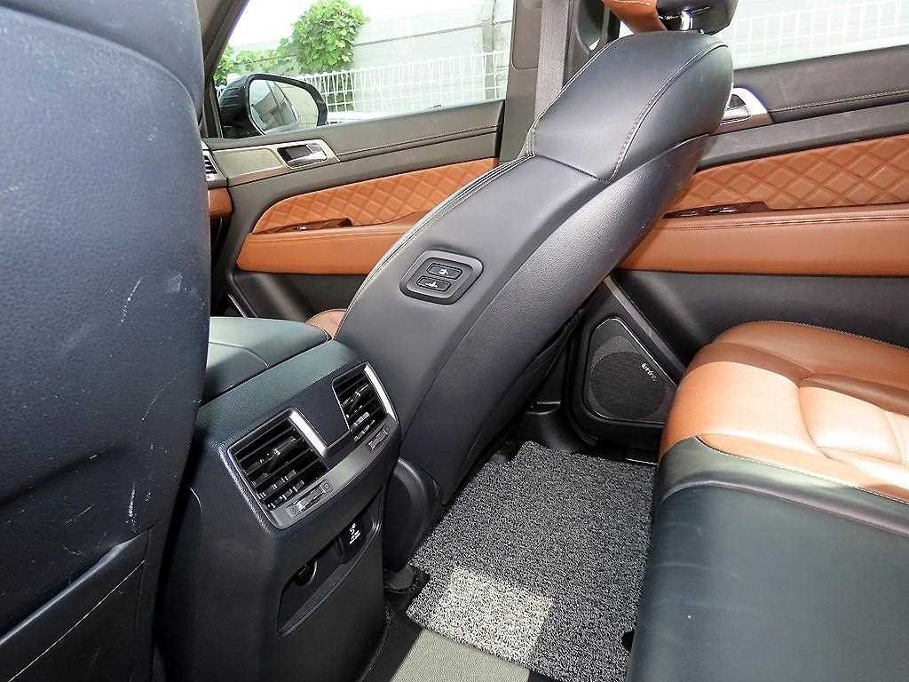 KG모빌리티(쌍용) 렉스턴 G4렉스턴 디젤 2.2 4WD 헤리티지 이미지 16