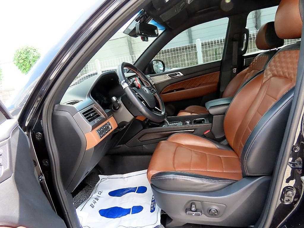 KG모빌리티(쌍용) 렉스턴 G4렉스턴 디젤 2.2 4WD 헤리티지 이미지 5