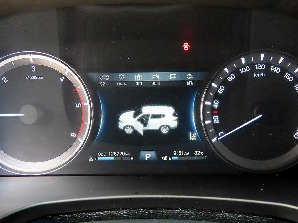 KG모빌리티(쌍용) 렉스턴 G4렉스턴 디젤 2.2 4WD 헤리티지 이미지 9