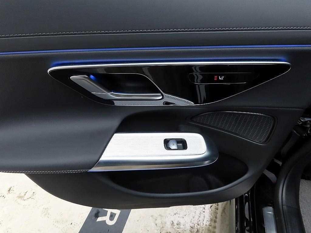 벤츠 E 클래스 E-클래스 W214 E200 아방가르드 이미지 12