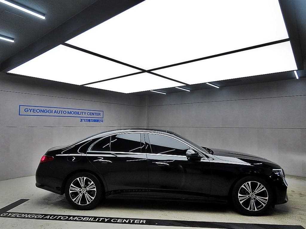 벤츠 E 클래스 E-클래스 W214 E200 아방가르드 이미지 2