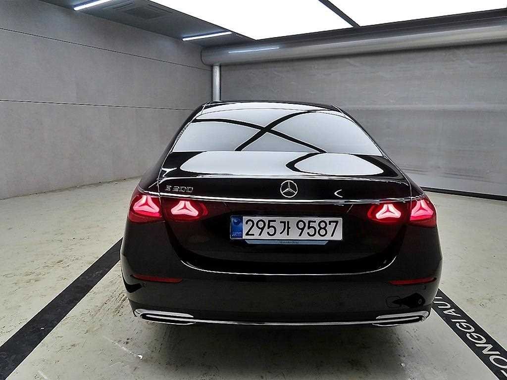 벤츠 E 클래스 E-클래스 W214 E200 아방가르드 이미지 3