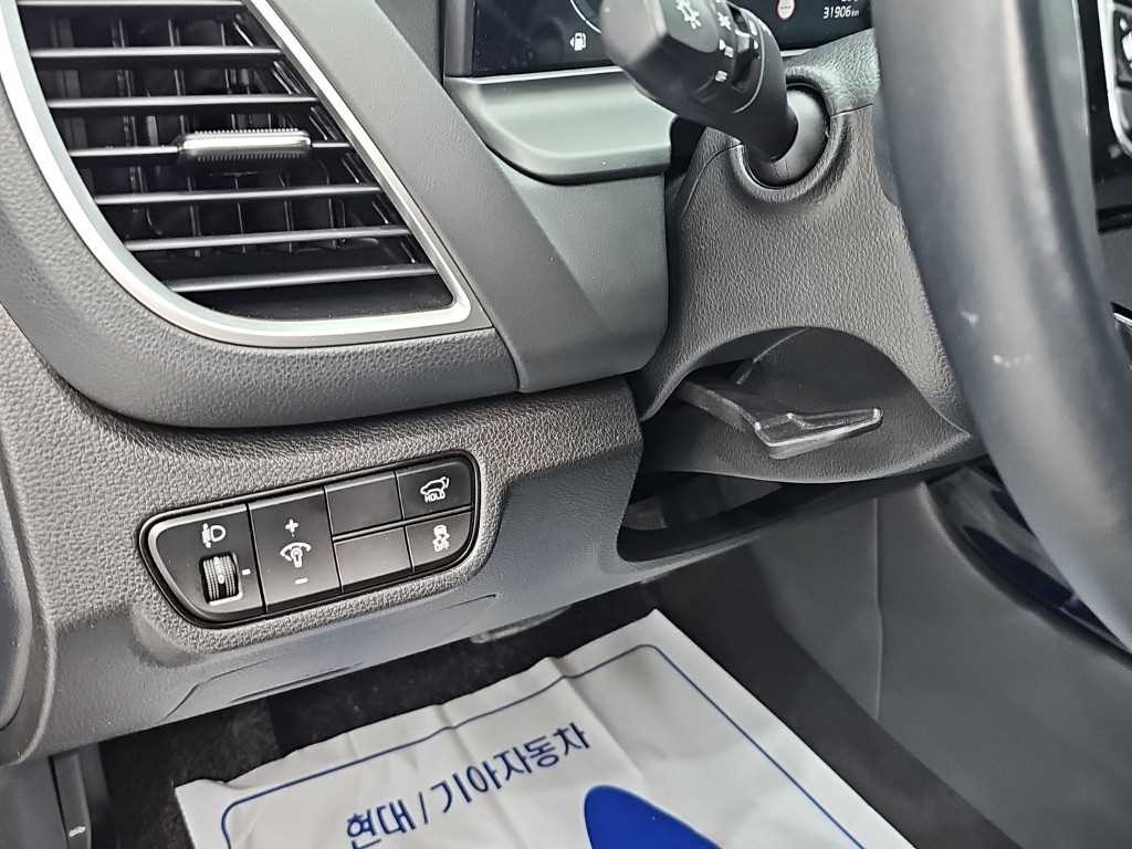 기아 셀토스 더 뉴 셀토스 가솔린 1.6 터보 4WD 시그니처 이미지 17