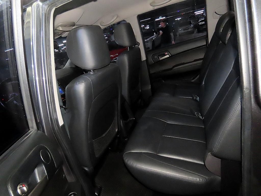 KG모빌리티(쌍용) 코란도 더뉴코란도스포츠 CX7(4WD) 패션 이미지 7