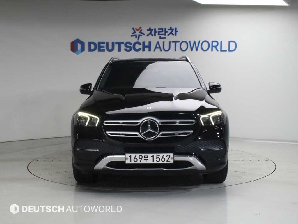 벤츠 GLE 클래스 GLE 클래스 W167 GLE 300d 4MATIC 이미지 3