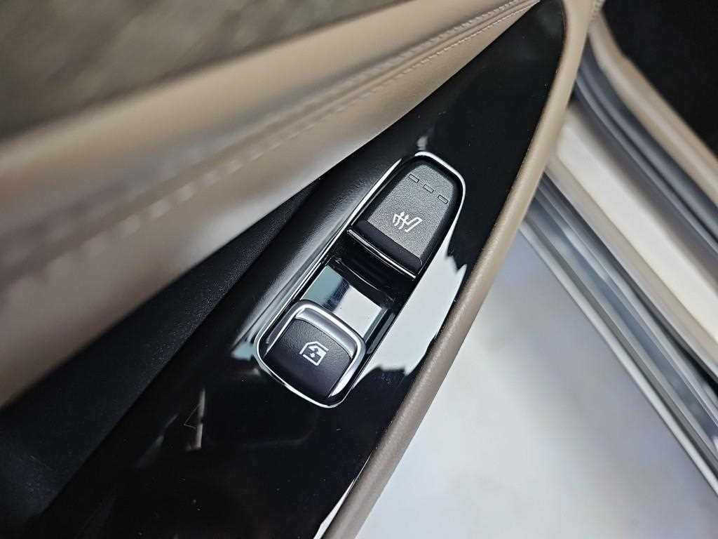기아 K8 2.5 2WD 노블레스 라이트 이미지 14
